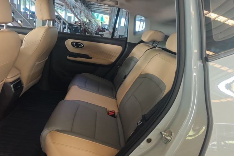Used AION Y 2021 70 Enjoyment Tech Edition Left Rear Seat