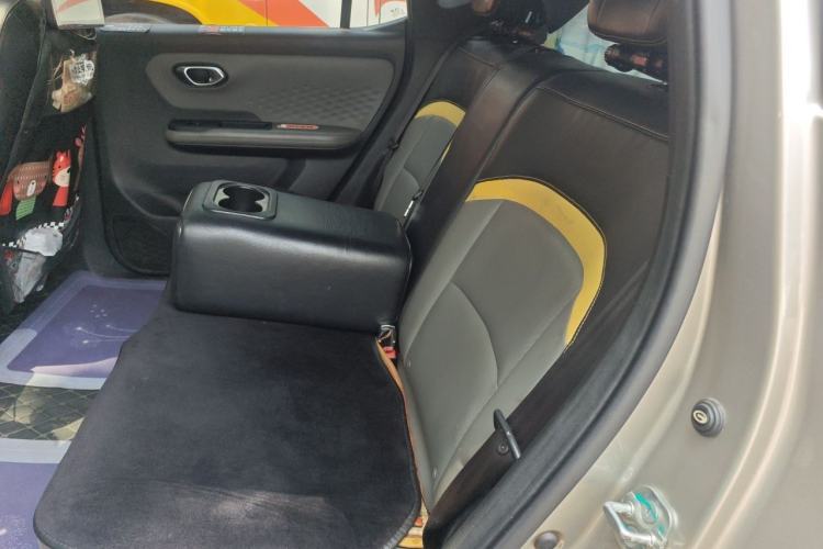 Used AION Y 2021 70 Intelligent Dynamic Edition Left Rear Seat