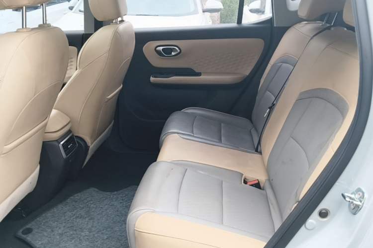 Used AION Y 2021 70 Intelligent Edition Left Rear Seat