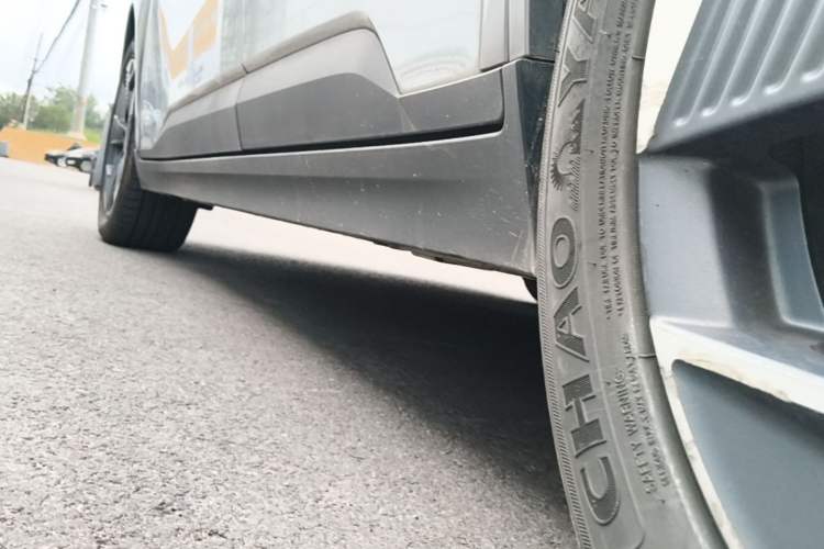 Used AION Y 2021 70 Intelligent Edition Left Side Sill
