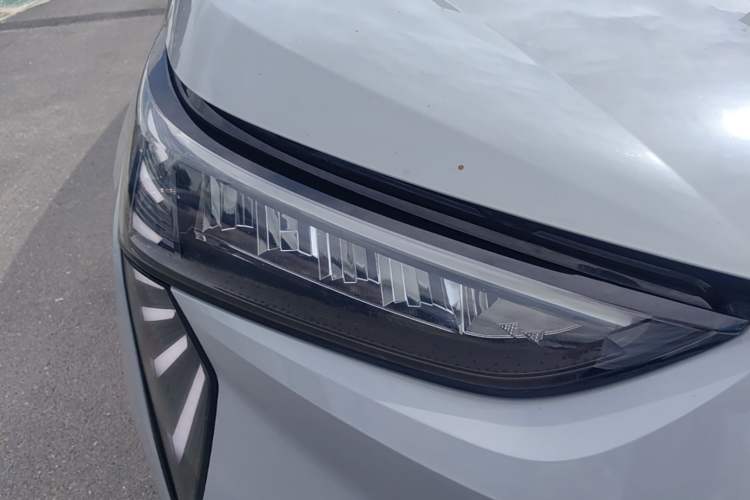 Used AION Y 2021 70 Intelligent Dynamic Edition Right Front Headlight