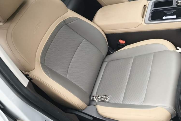 Used AION Y 2021 70 Intelligent Edition Right Front Seat
