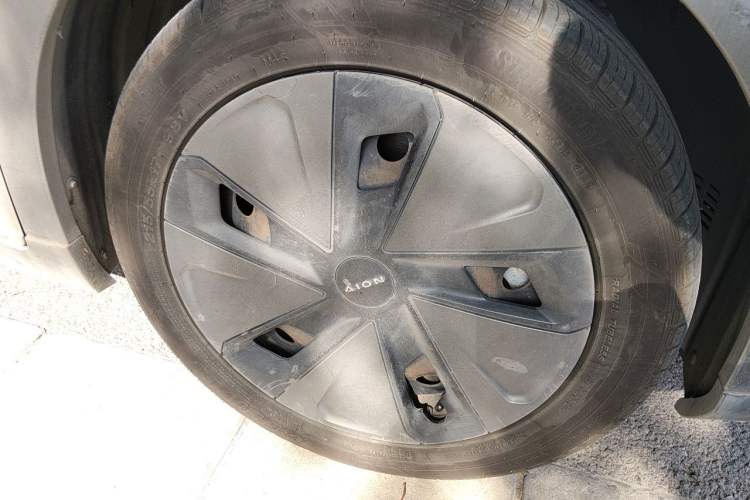 Used AION Y 2021 70 Enjoy Vitality Edition Right Front Wheel Hub