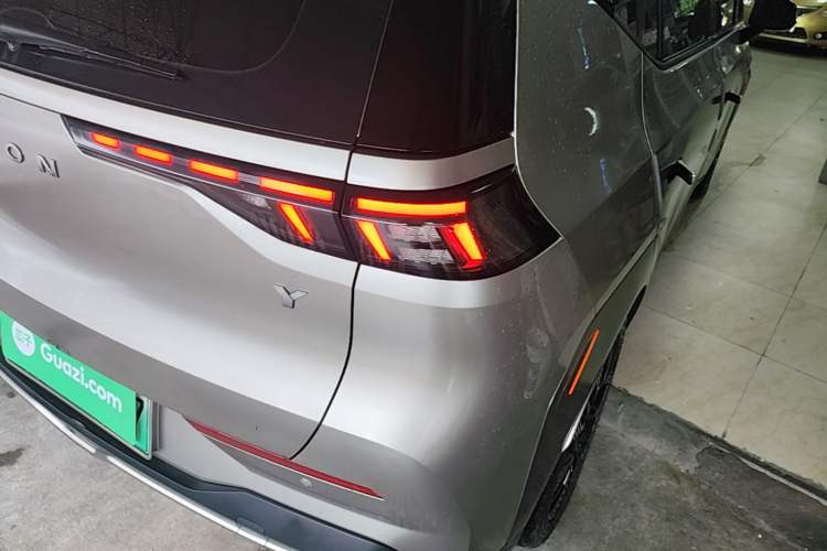 Used AION Y 2021 70 Tech Vitality Edition Right Rear Taillight