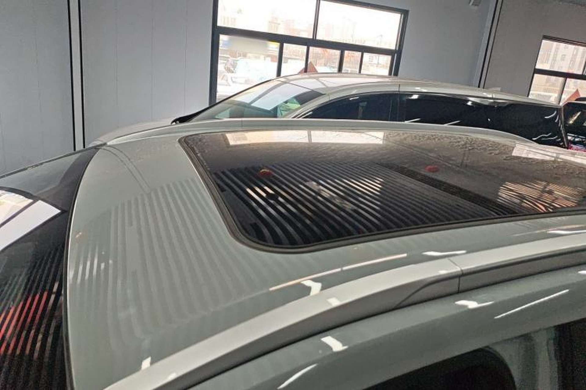 Used AION Y 2021 70 Intelligent Dynamic Edition Roof