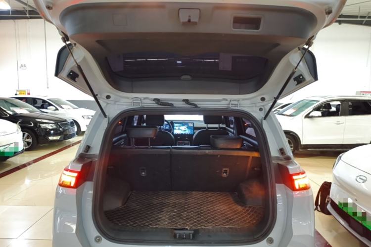 Used AION Y 2021 70 Intelligent Edition Trunk