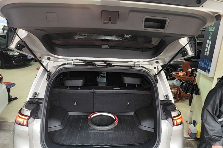Used AION Y 2021 70 Tech Vitality Edition Trunk