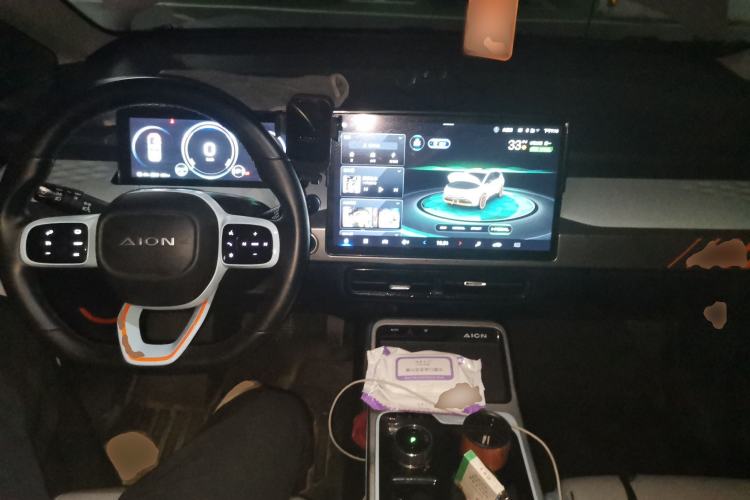 Used AION Y 2021 70 Intelligent Edition Center Console