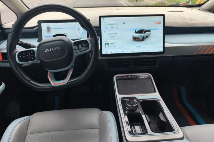 Used AION Y 2021 70 Tech Vitality Edition Center Console