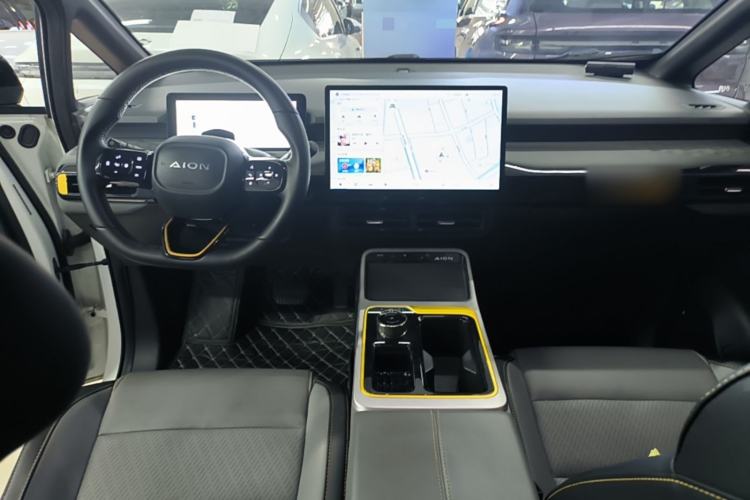 Used AION Y 2021 70 Tech Vitality Edition Center Console