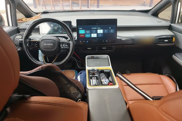 Used AION Y 2021 70 Enjoy Edition Center Console