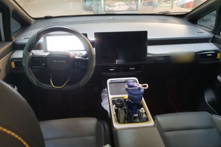 Used AION Y 2021 70 Enjoy Edition Center Console