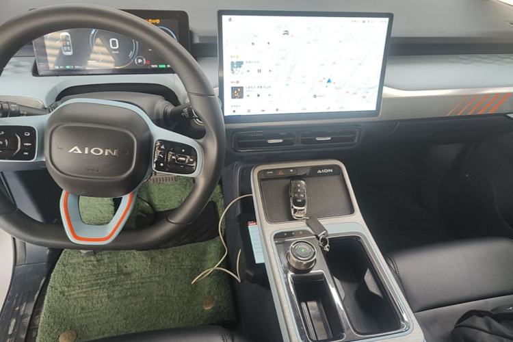Used AION Y 2021 70 Enjoy Edition Center Console