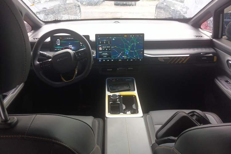 Used AION Y 2021 70 Tech Vitality Edition Center Console