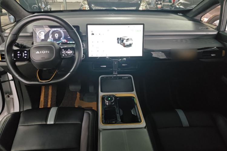 Used AION Y 2021 70 Enjoy Vitality Edition Center Console