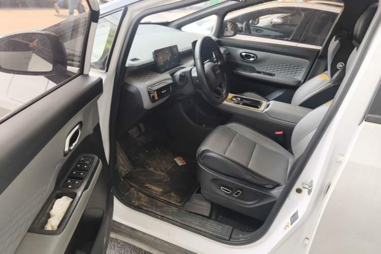 Used AION Y 2021 70 Intelligent Dynamic Edition Driver Seat
