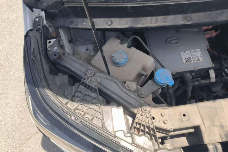 Used AION Y 2021 70 Intelligent Edition Engine Bay Right