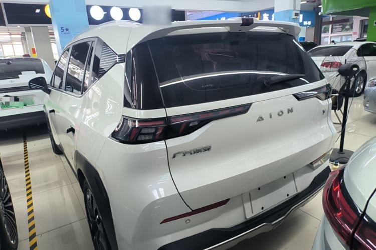 Used AION Y 2021 70 Tech Vitality Edition Exterior 2
