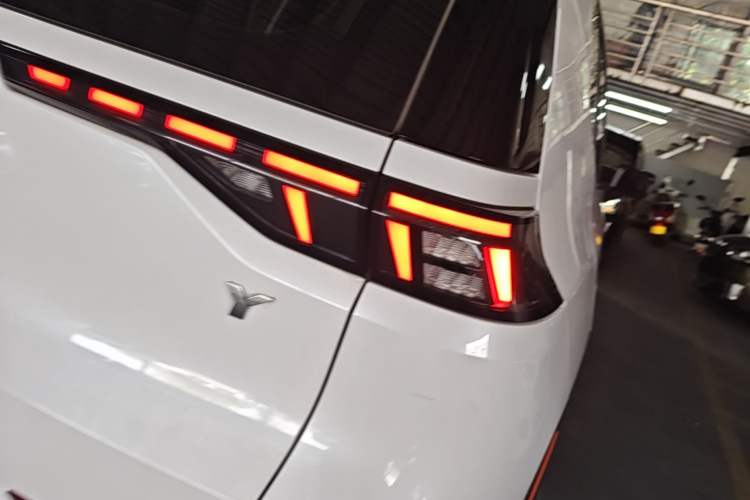 Used AION Y 2021 70 Enjoy Vitality Edition Exterior 3