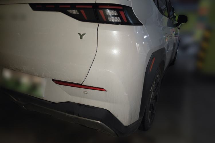 Used AION Y 2021 70 Intelligent Dynamic Edition Exterior 4