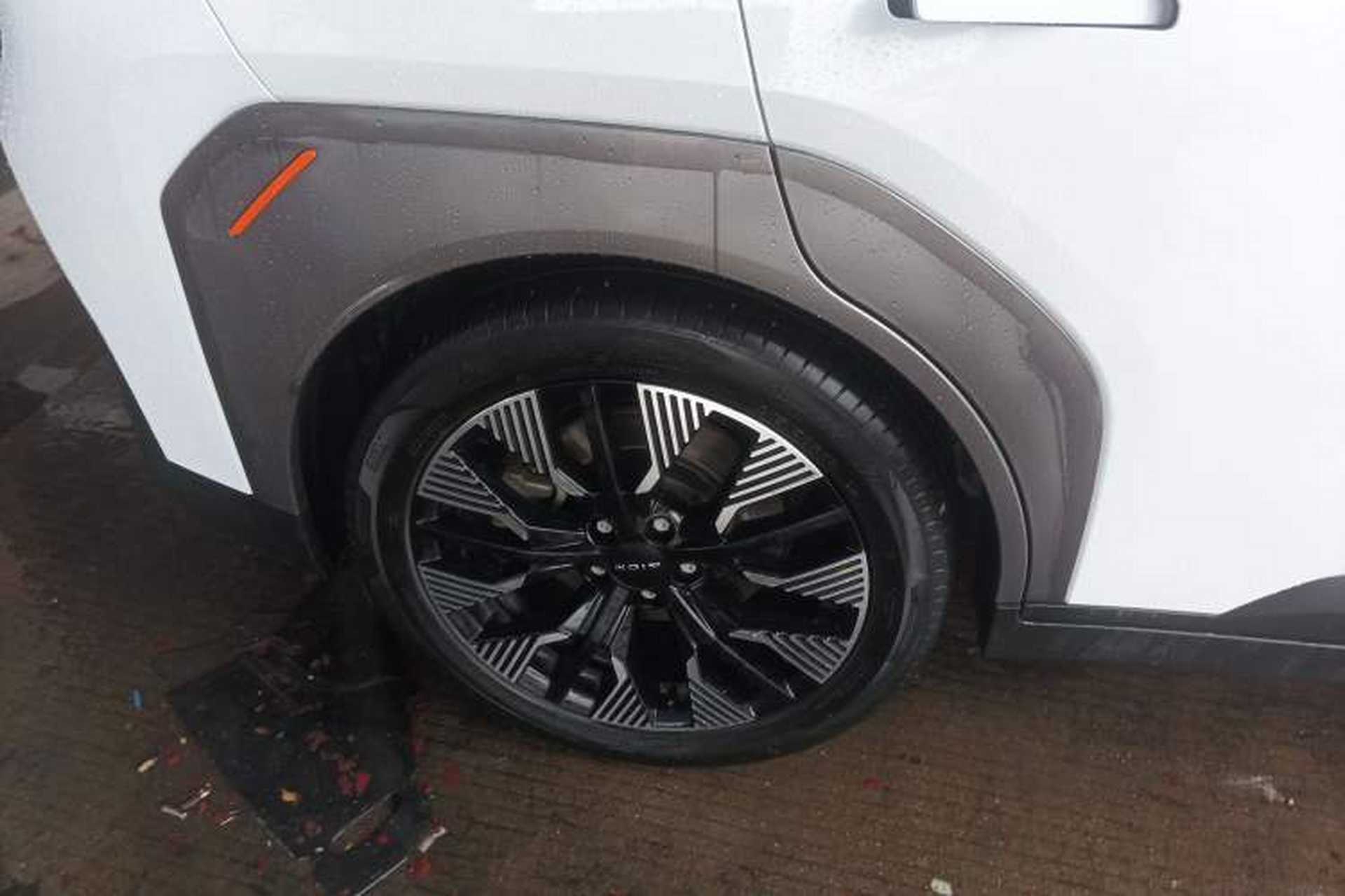 Used AION Y 2021 70 Tech Vitality Edition Exterior 5