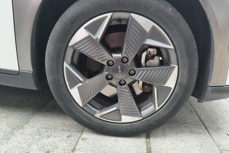 Used AION Y 2021 70 Intelligent Edition Exterior 7