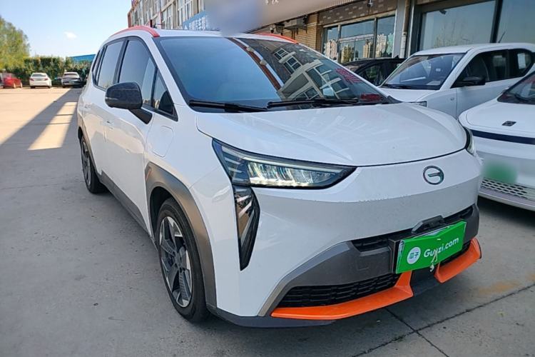 Used AION Y 2021 70 Intelligent Dynamic Edition Front Right 45 Deg