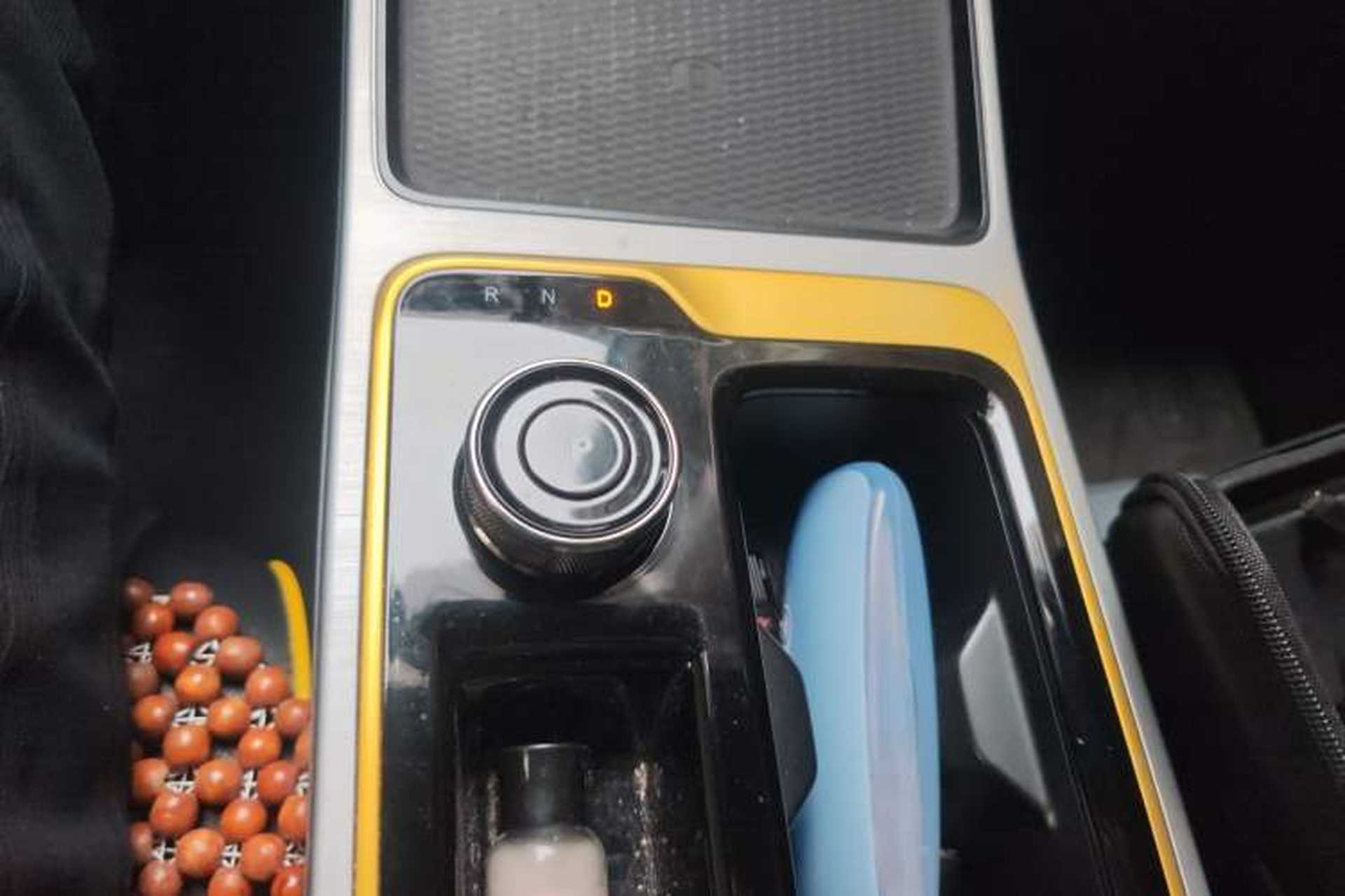 Used AION Y 2021 70 Enjoy Edition Gear Lever