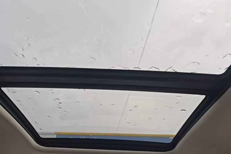 Used AION Y 2021 70 Tech Vitality Edition Headliner