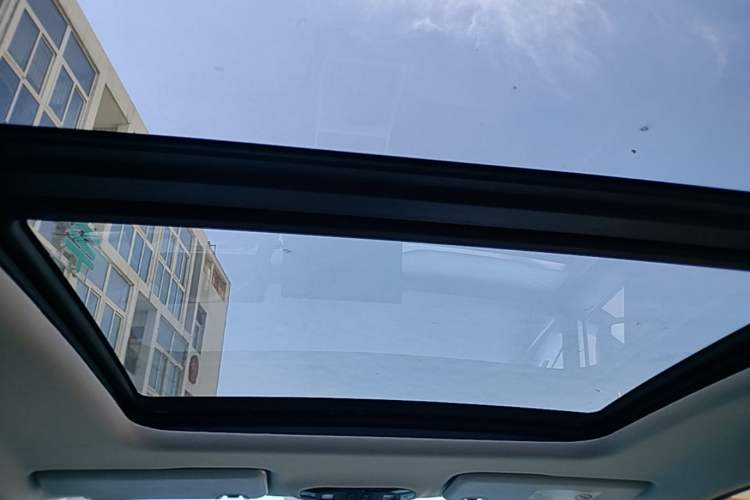 Used AION Y 2021 70 Intelligent Dynamic Edition Headliner