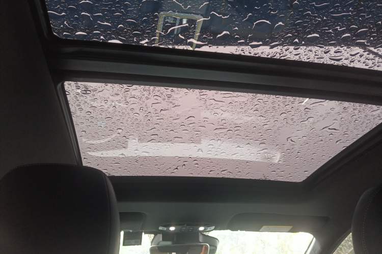 Used AION Y 2021 70 Tech Vitality Edition Headliner