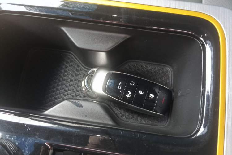 Used AION Y 2021 70 Tech Vitality Edition Interior 1
