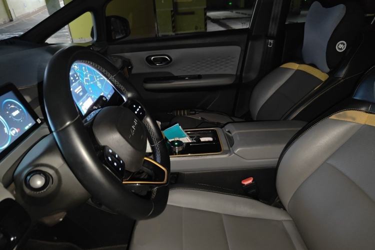 Used AION Y 2021 70 Intelligent Dynamic Edition Left Front Seat