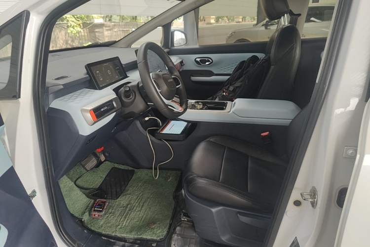Used AION Y 2021 70 Enjoy Edition Left Front Seat