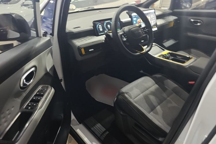 Used AION Y 2021 70 Enjoy Edition Left Front Seat