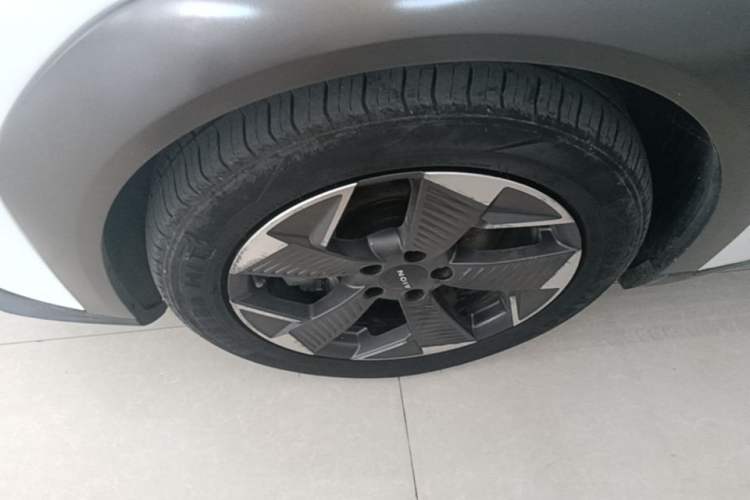 Used AION Y 2021 70 Enjoy Vitality Edition Left Front Wheel Hub