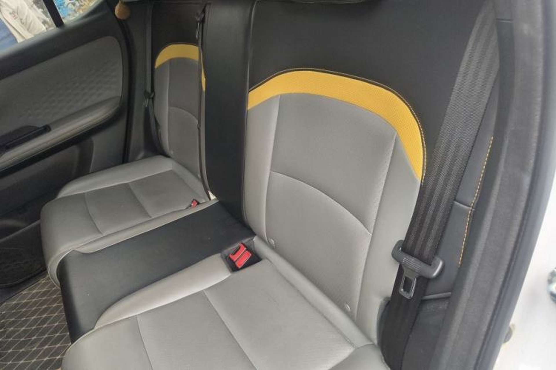 Used AION Y 2021 70 Tech Vitality Edition Left Rear Seat