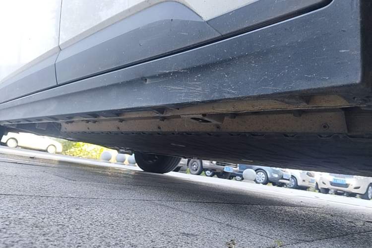 Used AION Y 2021 70 Enjoy Vitality Edition Left Side Sill