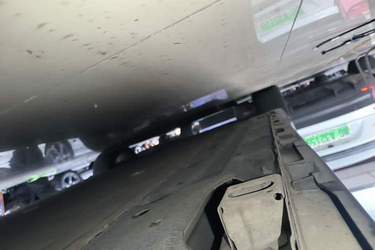 Used AION Y 2021 70 Tech Vitality Edition Left Side Sill