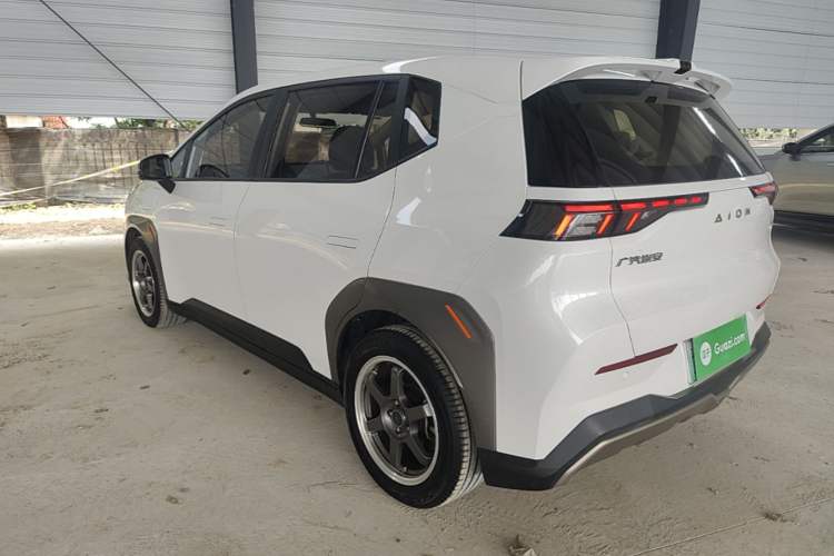 Used AION Y 2021 70 Enjoy Edition Rear Left 45 Deg