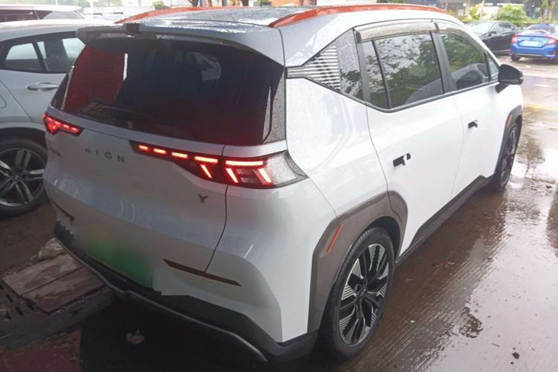 Used AION Y 2021 70 Tech Vitality Edition Rear Right 45 Deg