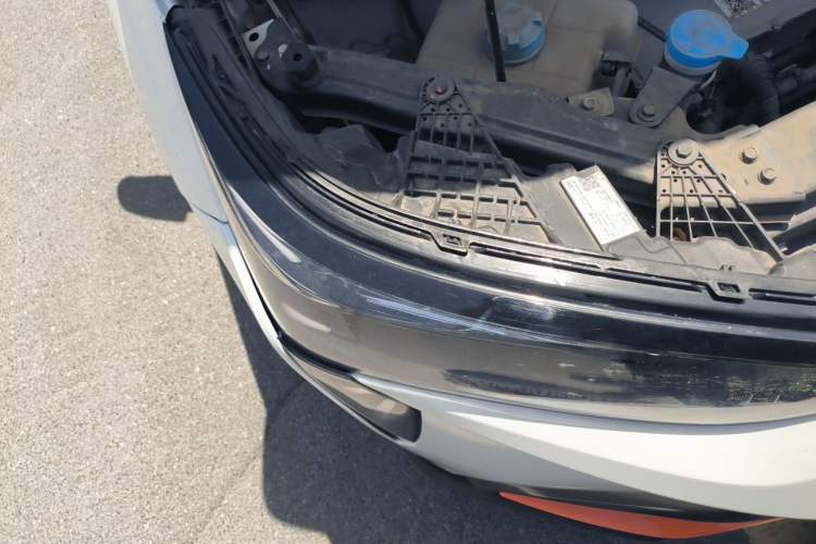 Used AION Y 2021 70 Intelligent Edition Right Front Headlight