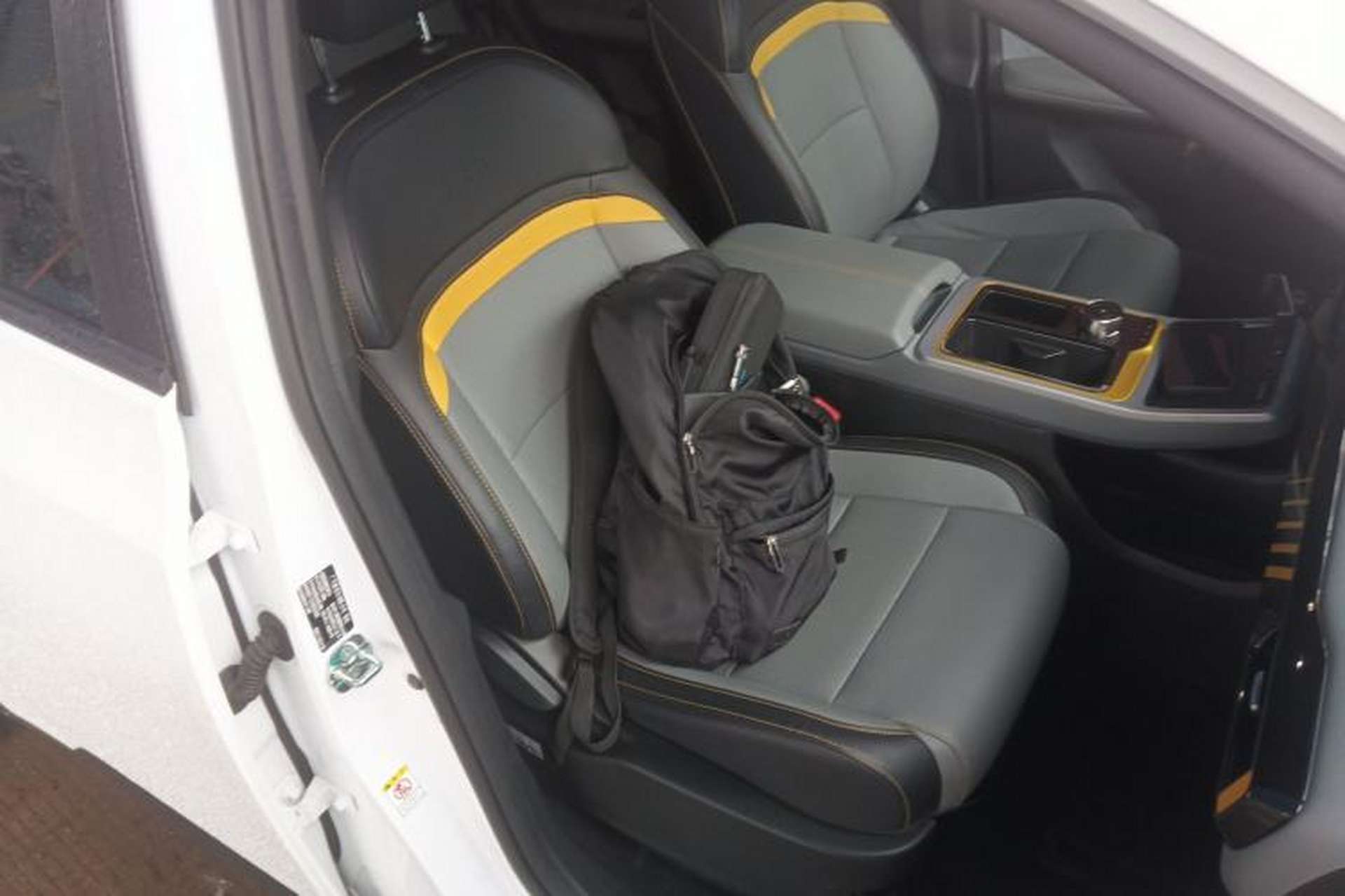 Used AION Y 2021 70 Tech Vitality Edition Right Front Seat
