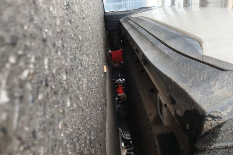 Used AION Y 2021 70 Intelligent Dynamic Edition Right Side Sill
