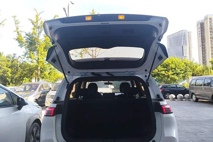 Used AION Y 2021 70 Enjoy Vitality Edition Trunk