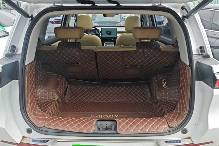 Used AION Y 2021 70 Tech Vitality Edition Trunk