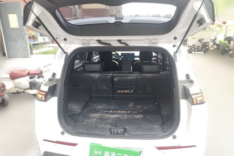 Used AION Y 2021 70 Tech Vitality Edition Trunk