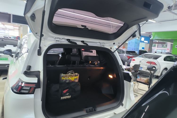 Used AION Y 2021 70 Tech Vitality Edition Trunk