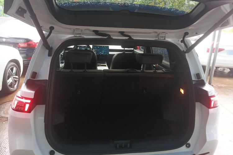 Used AION Y 2021 70 Tech Vitality Edition Trunk