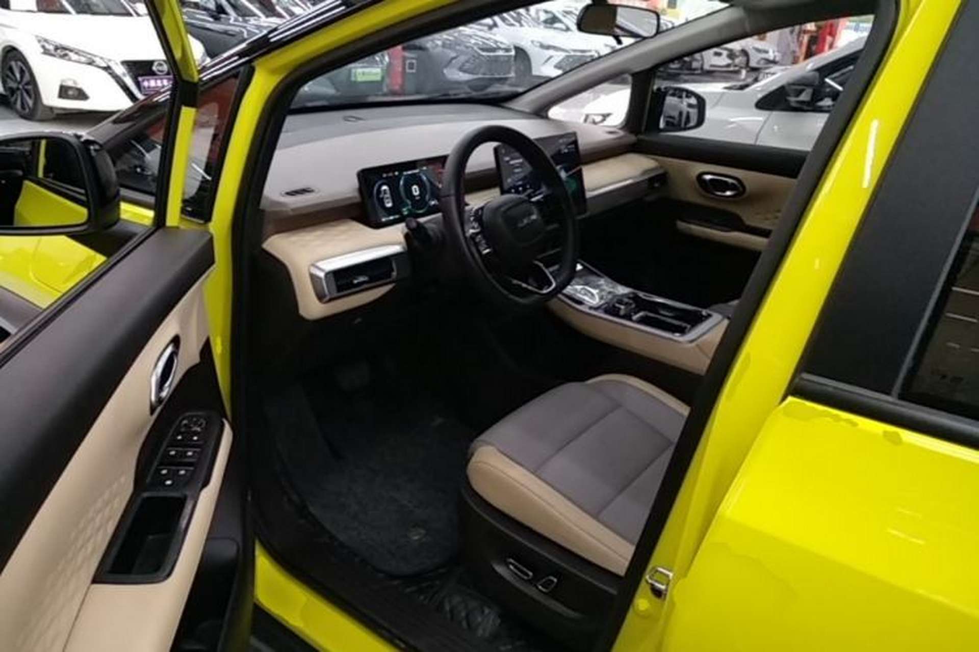 Used AION Y 2021 70 Intelligent Dynamic Edition Driver Seat